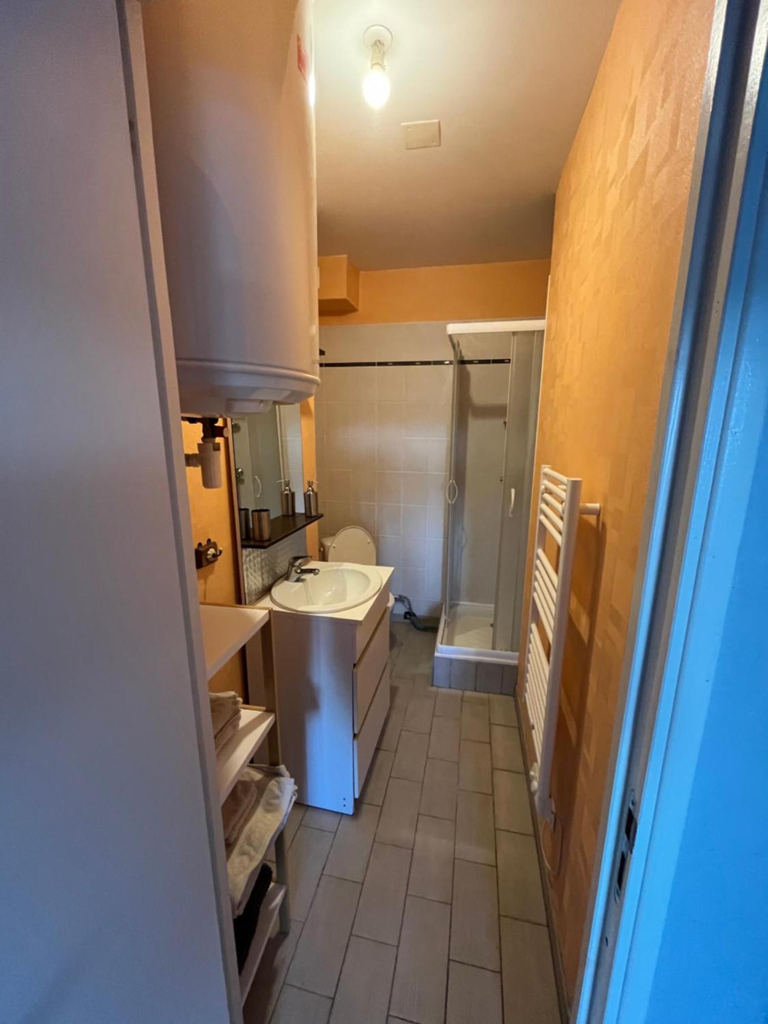 Saint Martin Apartment Troyes Bagian luar foto